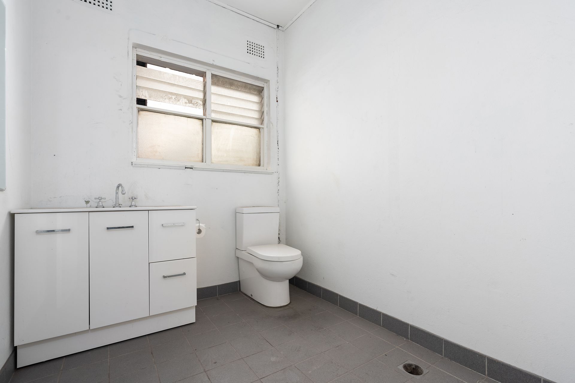 7 Commercial Road Kingsgrove NSW, Kingsgrove - Thumbnail 6