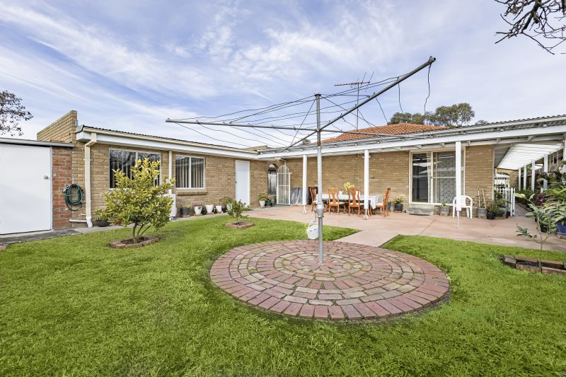 20 Mindoro Crescent, Lalor