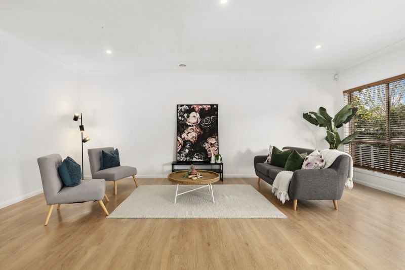 84 Hawkstowe Parade, South Morang