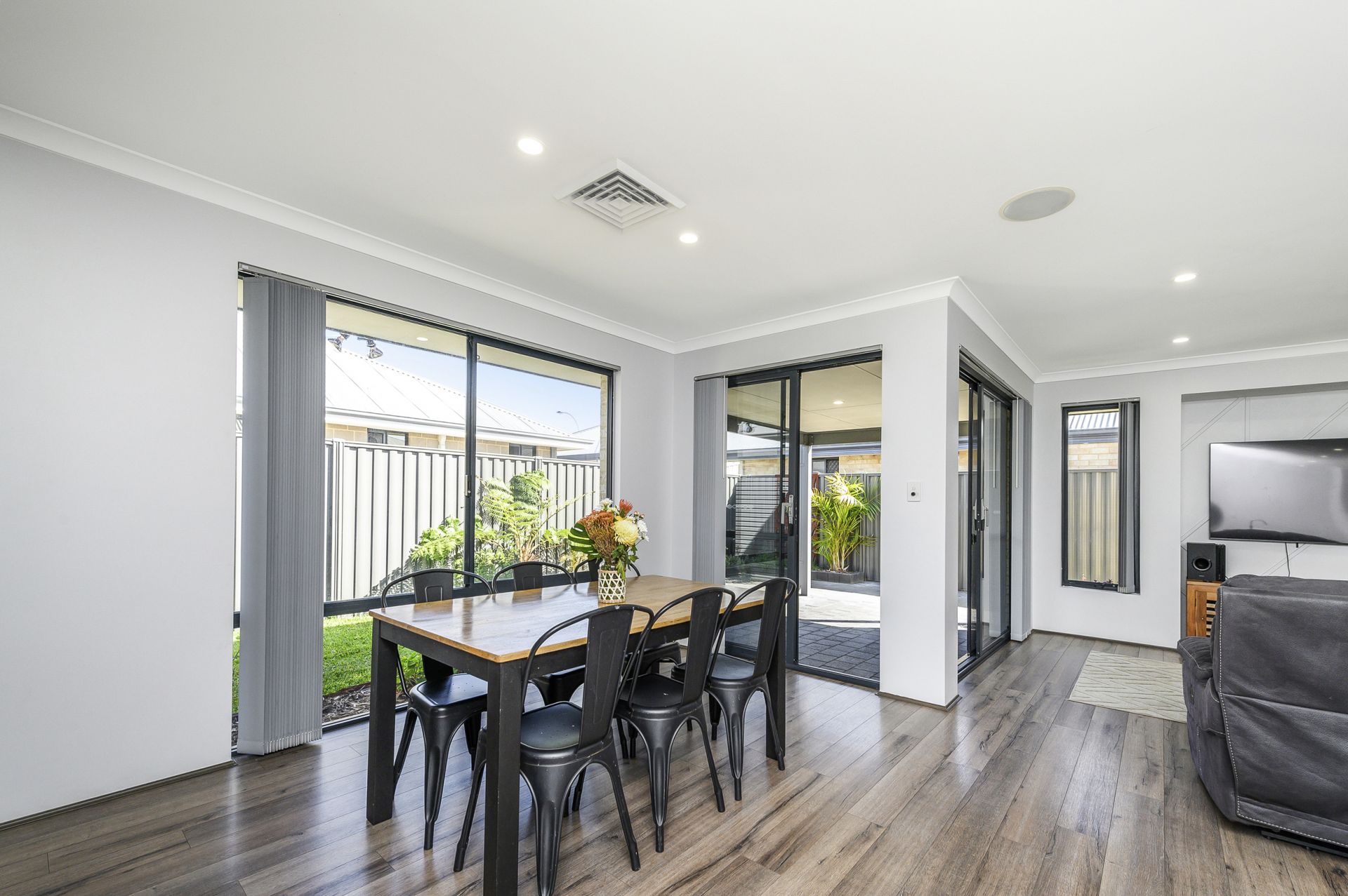 12 Relic Boulevard Aveley WA, Aveley - Thumbnail 6