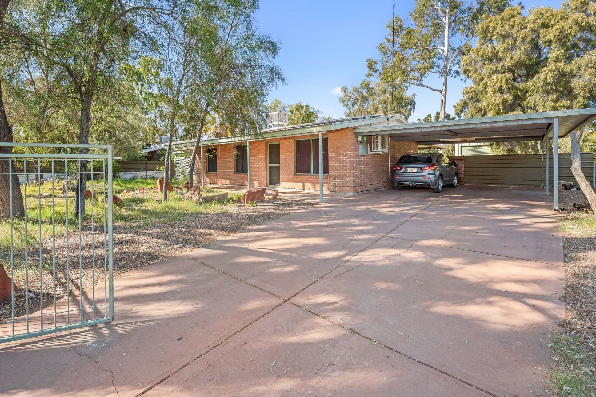16 Timbira Street Braitling NT, Braitling - Thumbnail 2