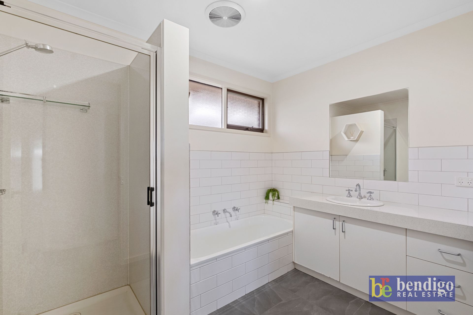 38 Akoonah Drive Golden Square VIC, Square - Thumbnail 8