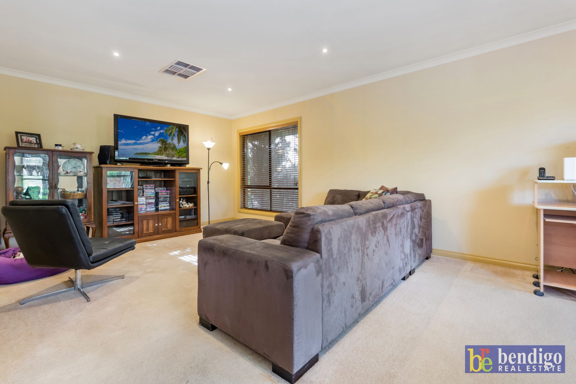 37 Pioneer Drive Maiden Gully VIC, Gully - Thumbnail 2