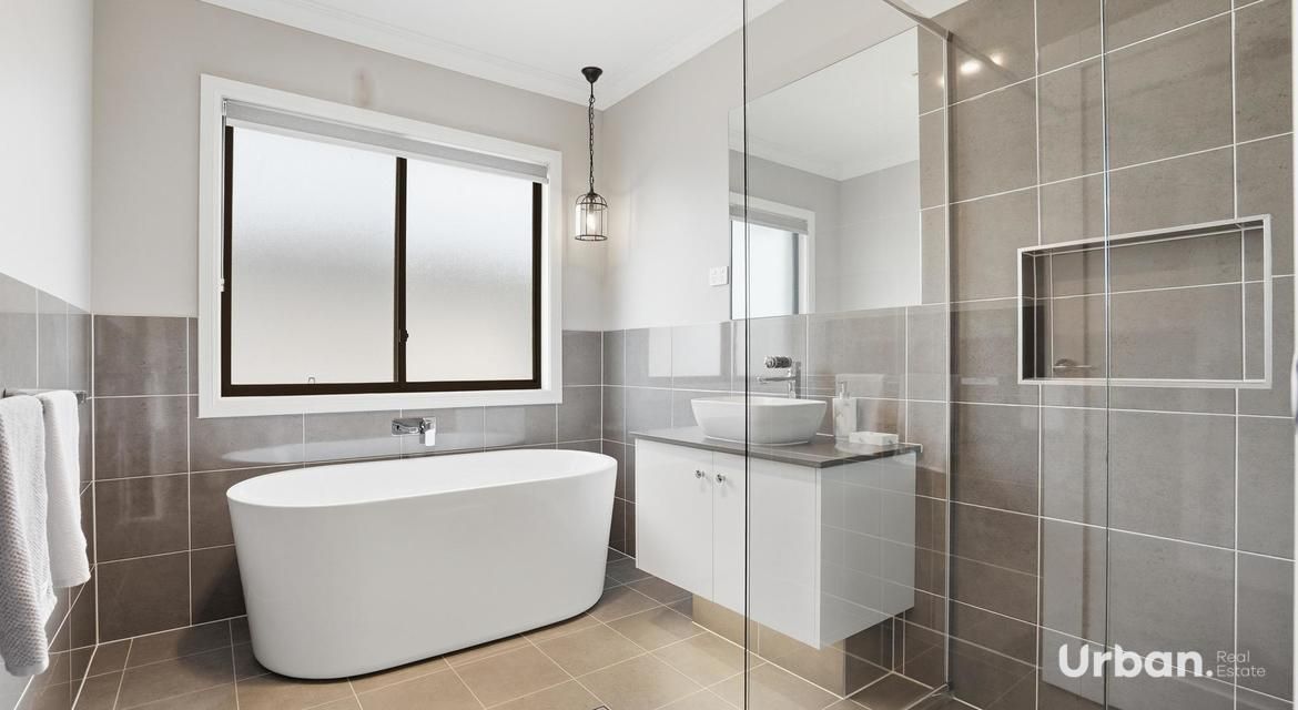 Denham Court 21 Honeymyrtle Avenue