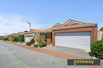 8/39 Barfield Road, Hammond Park