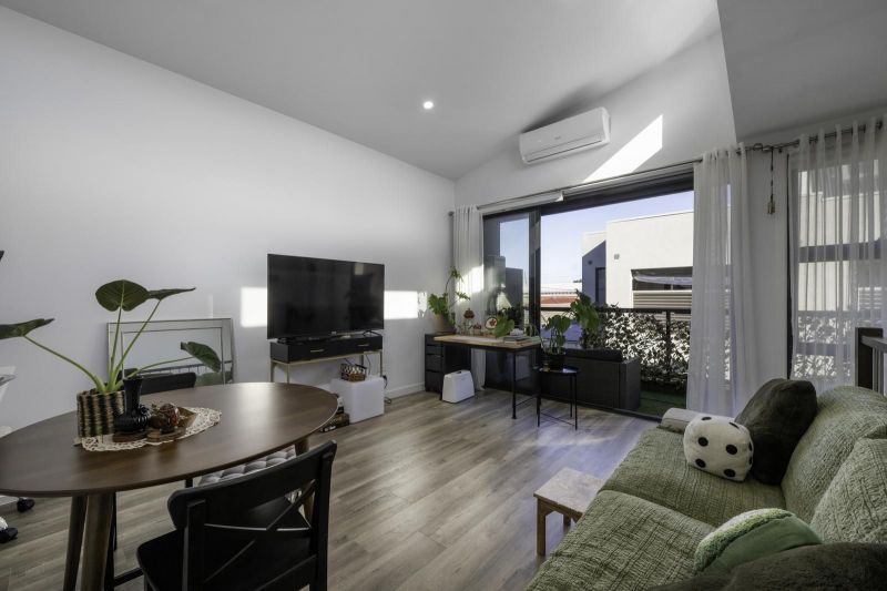 4/93 Arundel Avenue, Reservoir