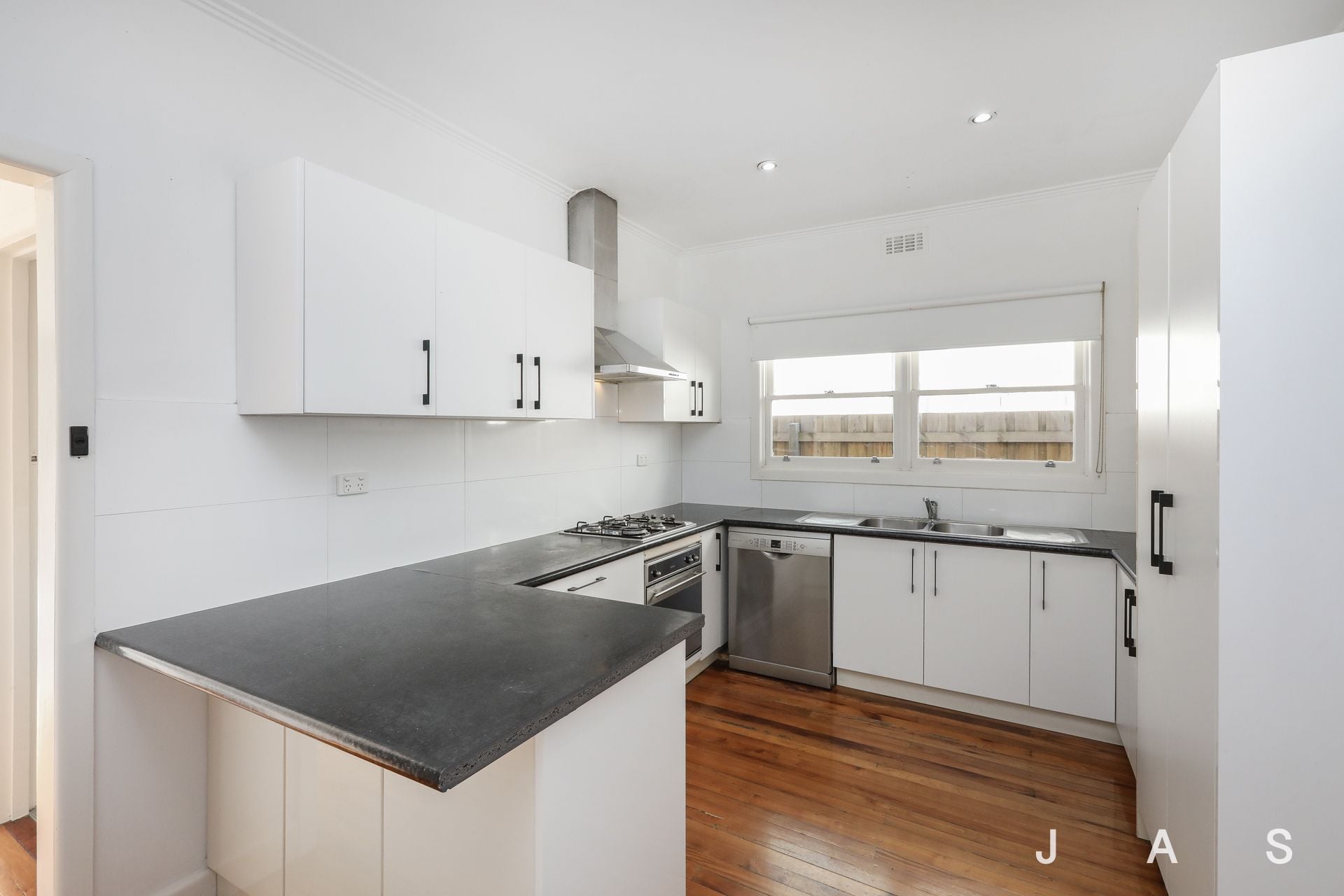44 Sanderson Street Yarraville VIC, Yarraville - Thumbnail 5