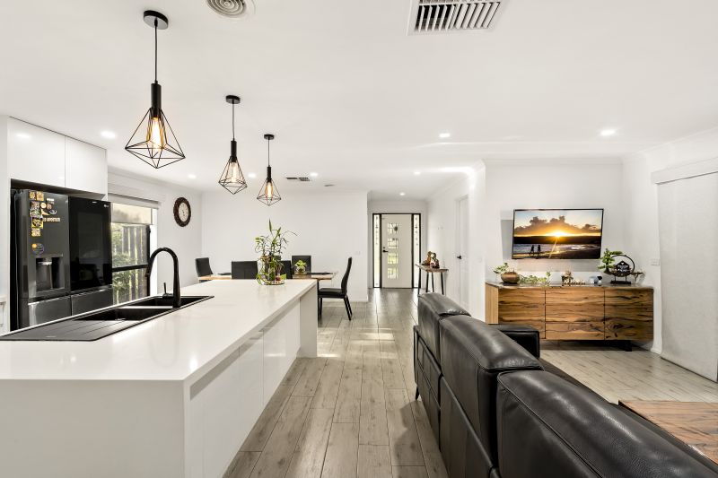 27 Camouflage Drive, Epping