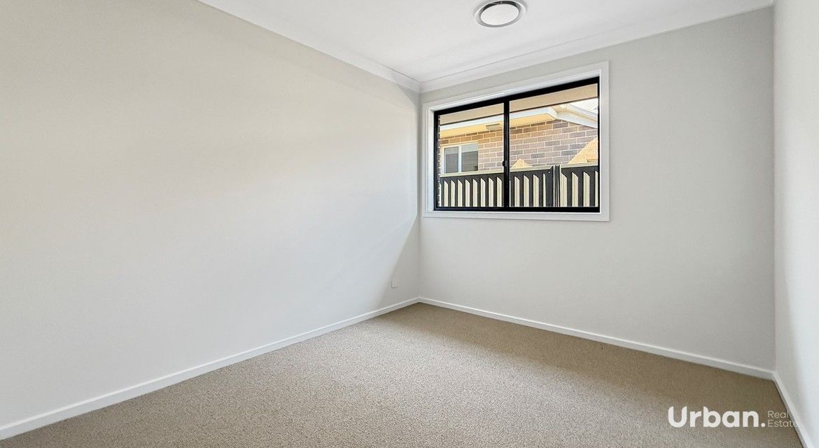 Austral 23 Parhelion Street