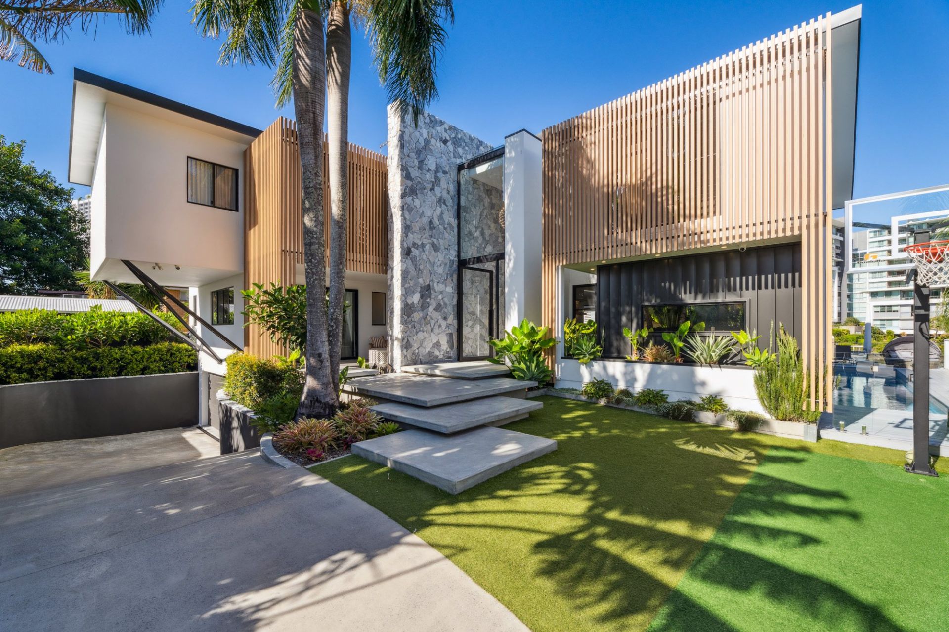 $ 6,750,000, Broadbeach Waters - Thumbnail 5