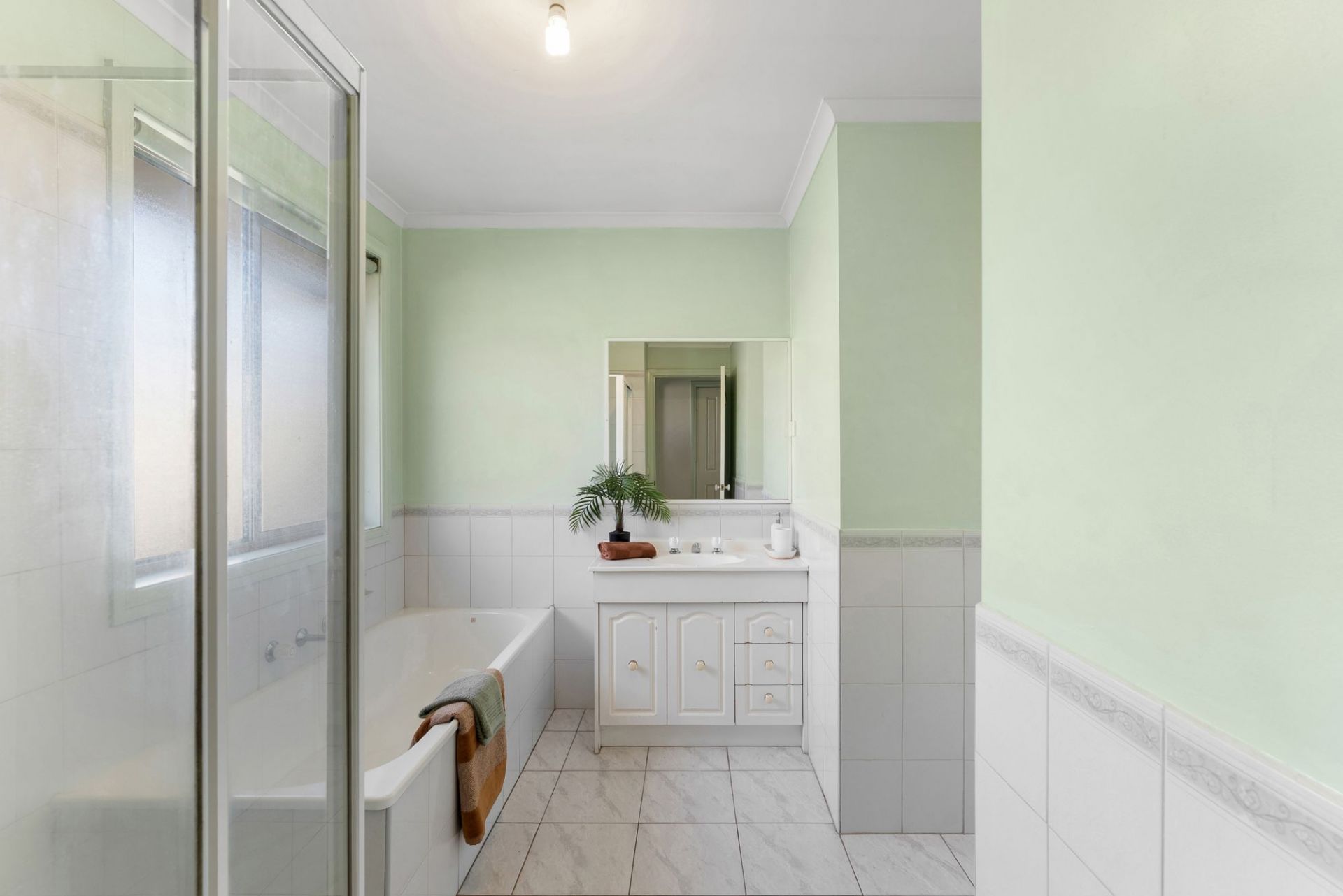 Spacious, Private & Perfectly Positioned