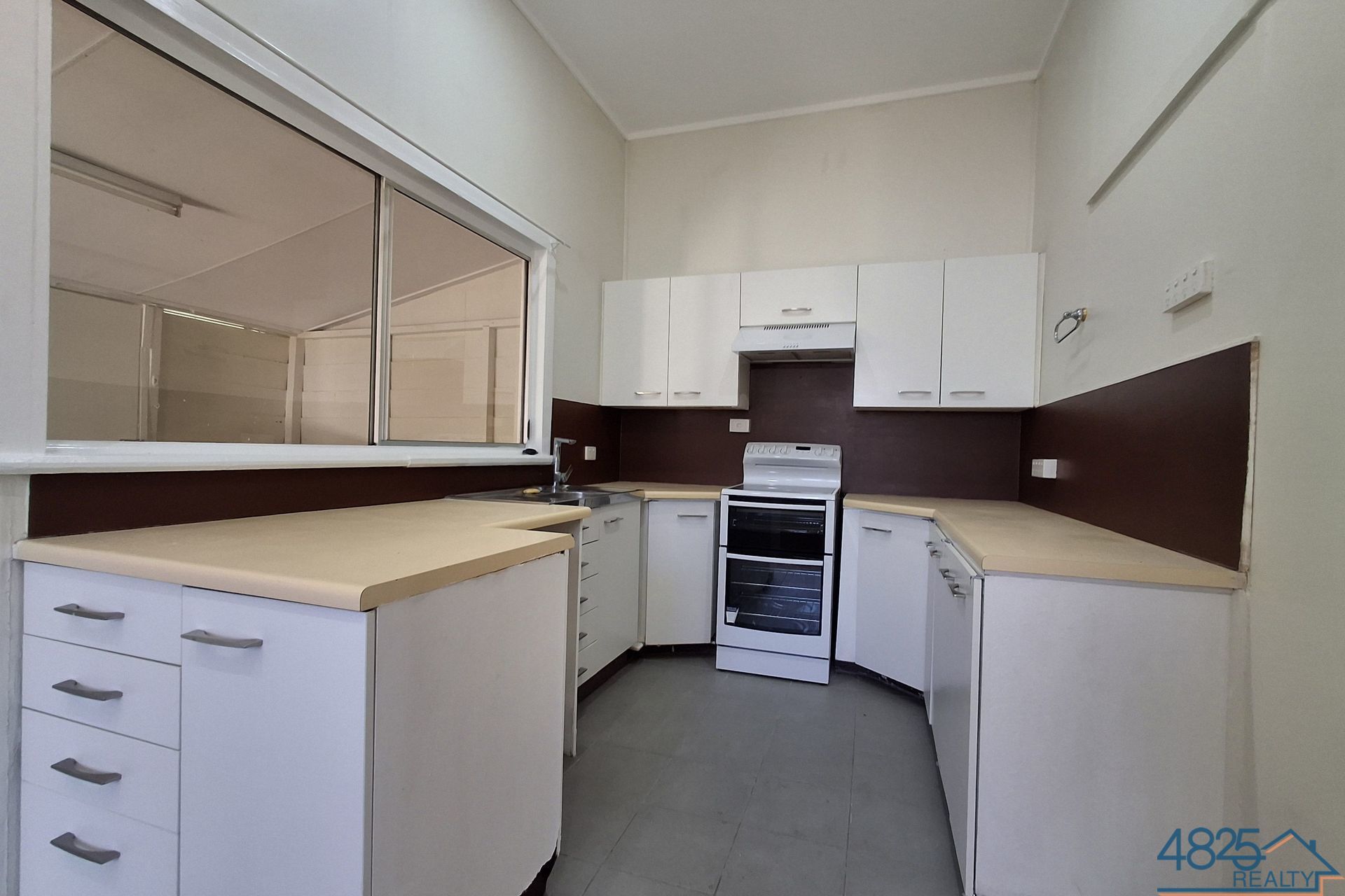 5 Charles Street Mount Isa QLD, Mount Isa City - Thumbnail 4