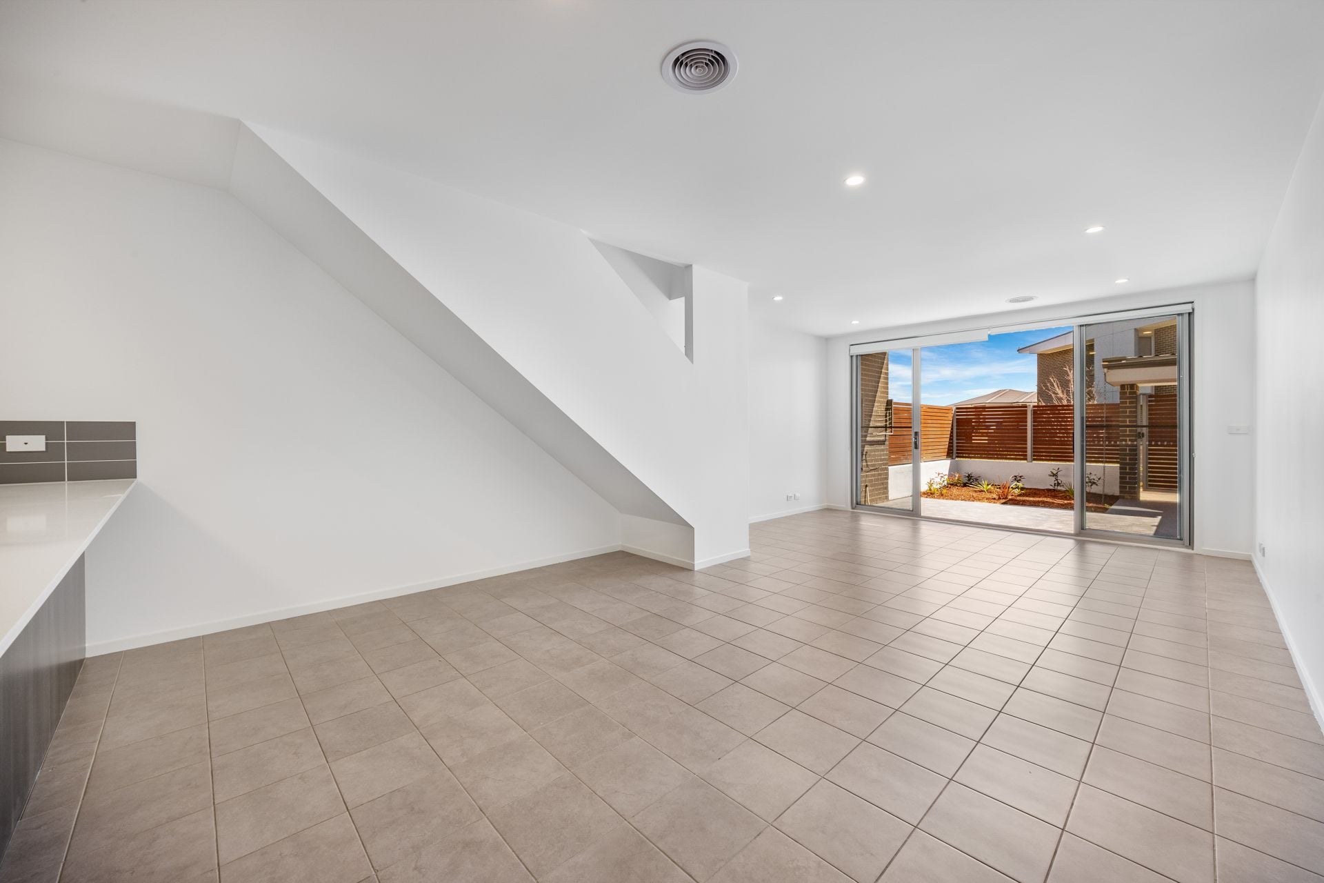 93/47 Mowatt Street, Queanbeyan, Queanbeyan - Thumbnail 2