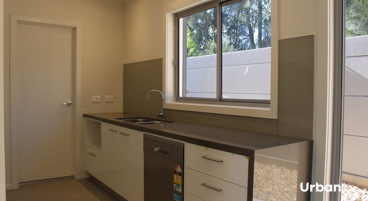 Moorebank 21 Hennessy Avenue