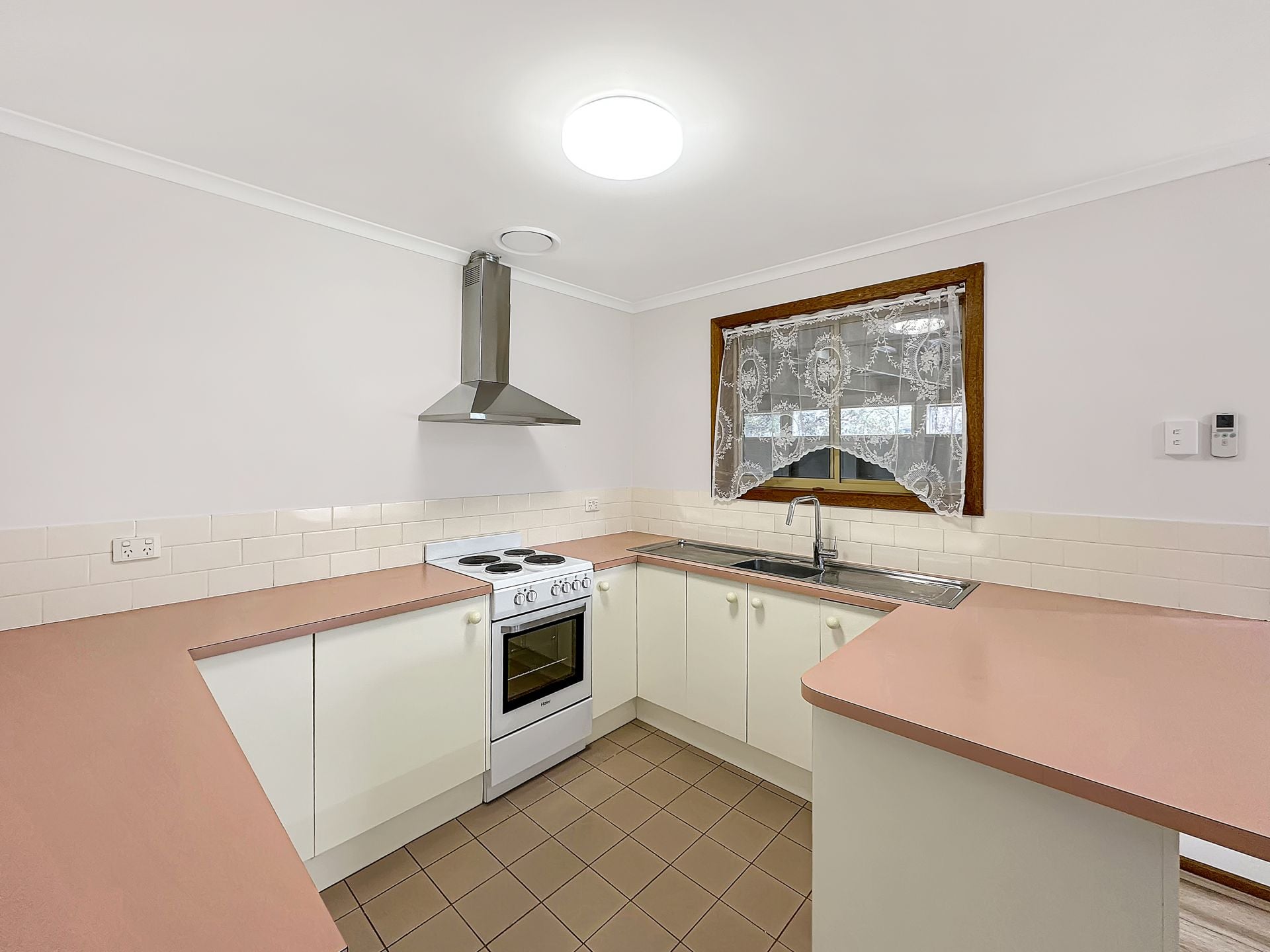 2 Endeavour Dr Torquay VIC, Torquay - Thumbnail 4