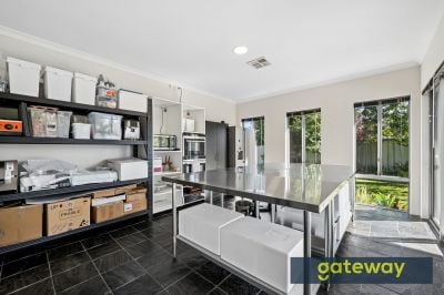 2 Grampian Crescent, Aubin Grove