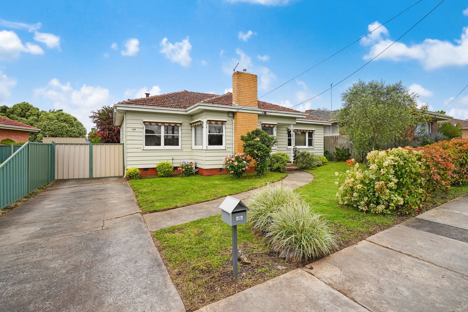 352 Forest Street, Wendouree, Wendouree - Thumbnail 2
