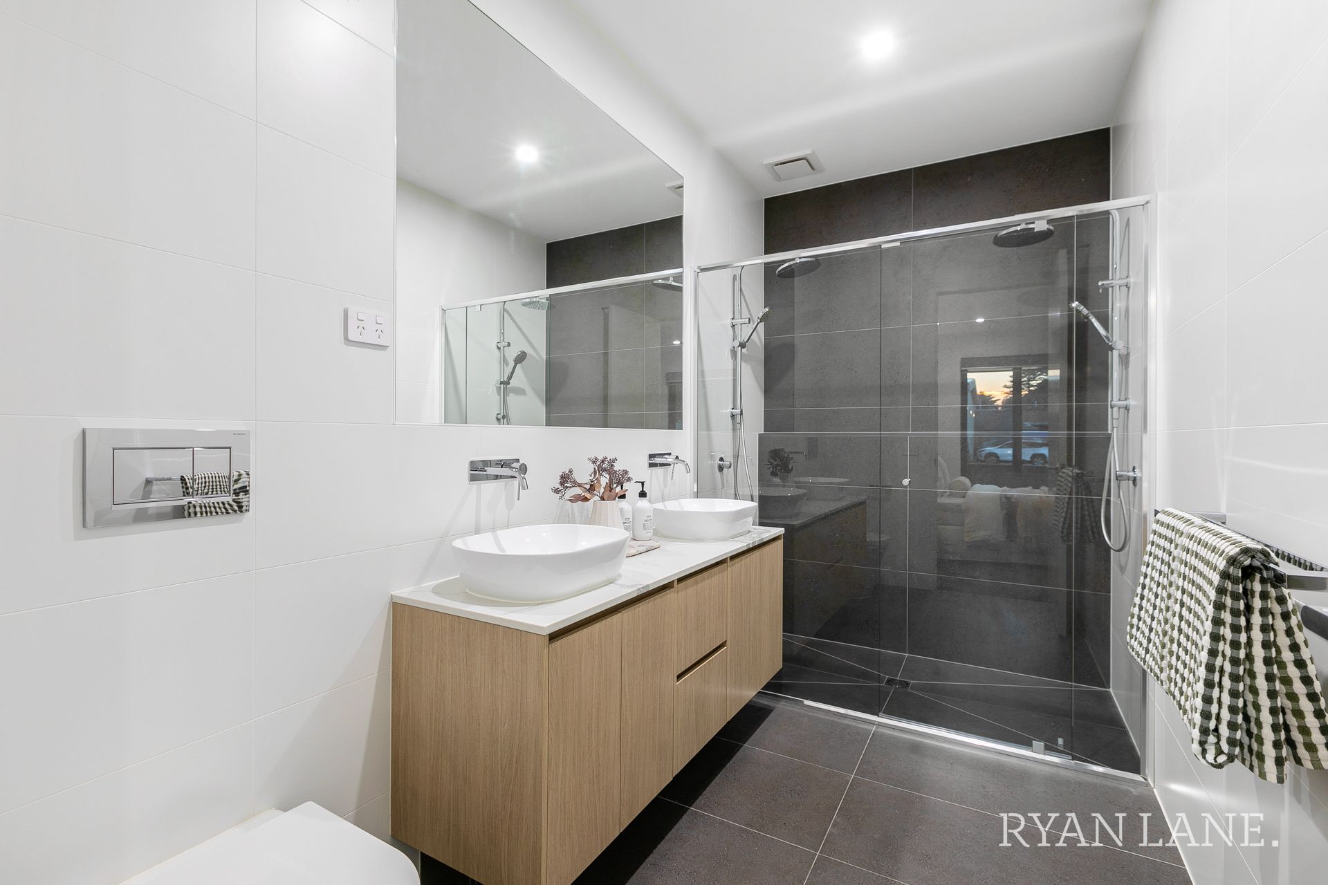 6 Bent Street Altona VIC, Altona - Thumbnail 6