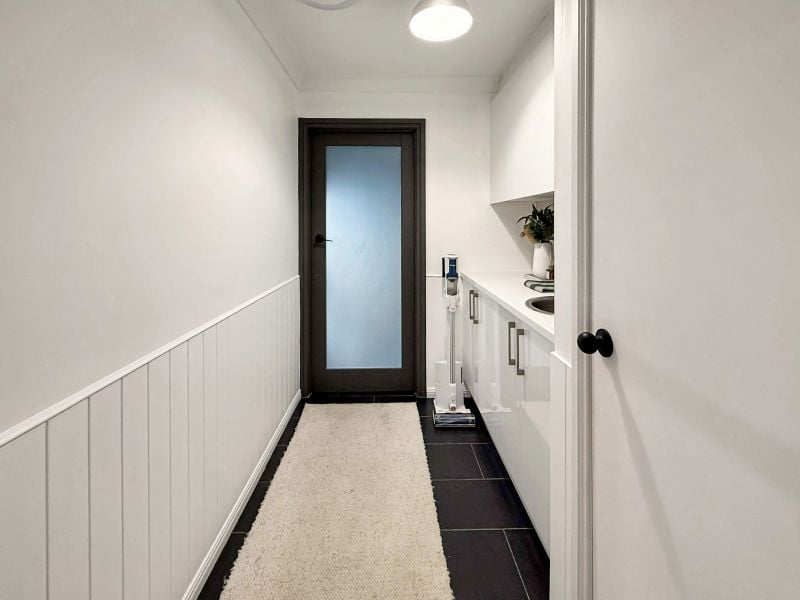 Spacious & Low-Maintenance Living in Peaceful The Oaks