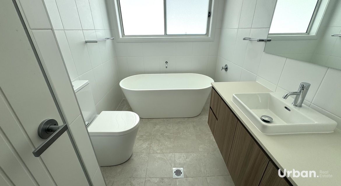 Oran Park 6 Chesterman Loop