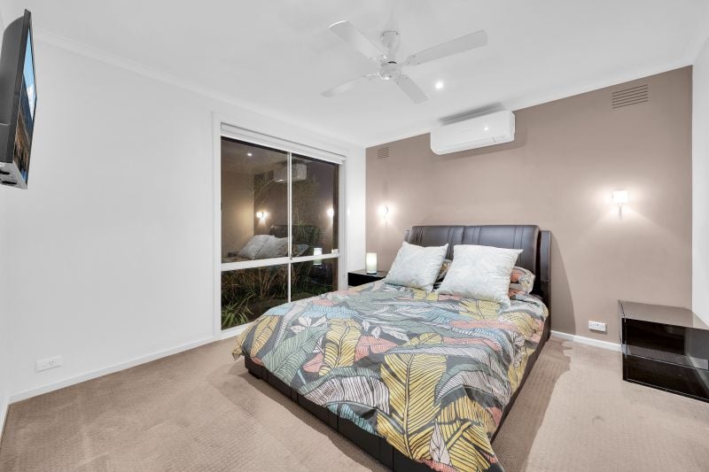 4 Exton Close, Epping