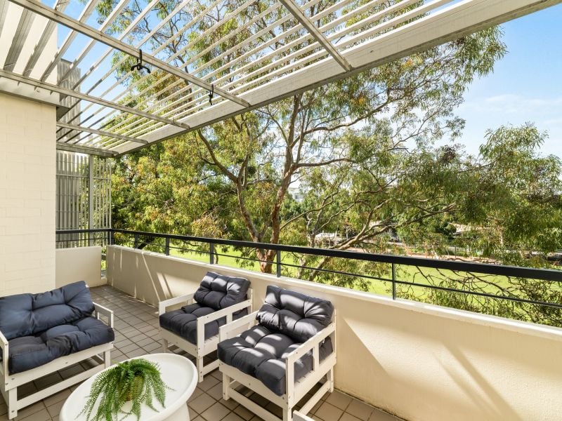 15/1 Mockridge Avenue, Newington