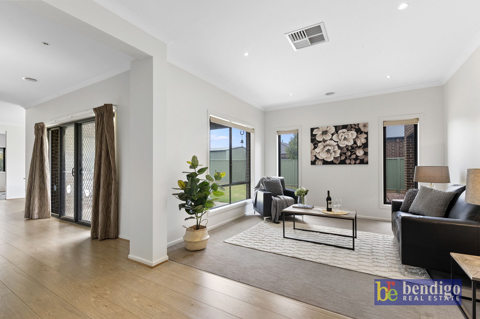 4 Cloverfields Crescent Epsom VIC, Epsom - Thumbnail 4