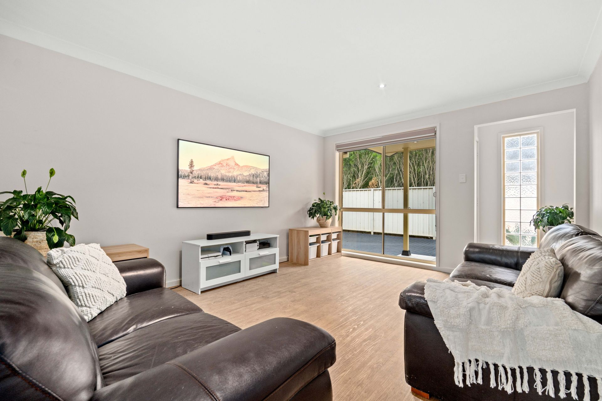 4/11 Warwick Street Blackwall NSW, Blackwall - Thumbnail 2