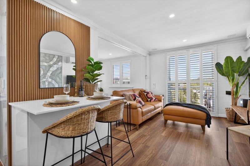 Stylish Inner-City Living – Renovated & Fully Furnished