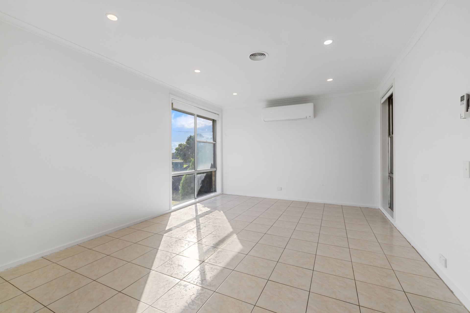 Comfortable Family Living in a Convenient Location