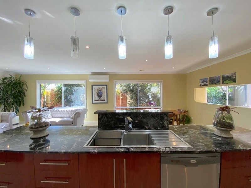 11 Laurimar Boulevard, Doreen