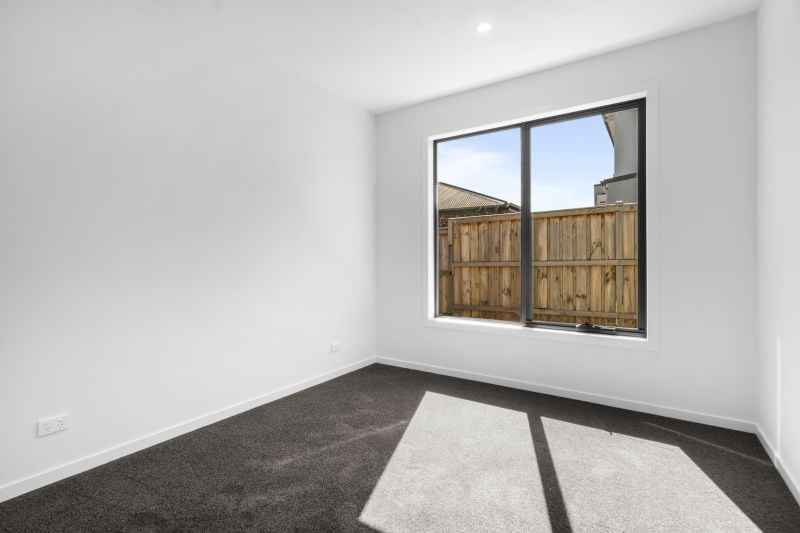 87 Whitebark Street, Wollert