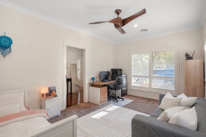 792 Edgars Road, Epping