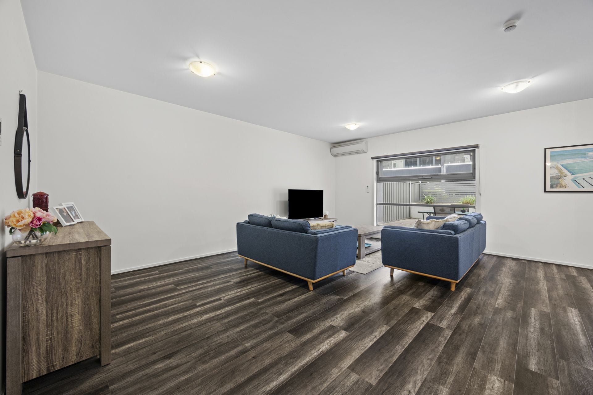 Spacious And Stylish, Welcome To The Cotters In Epping