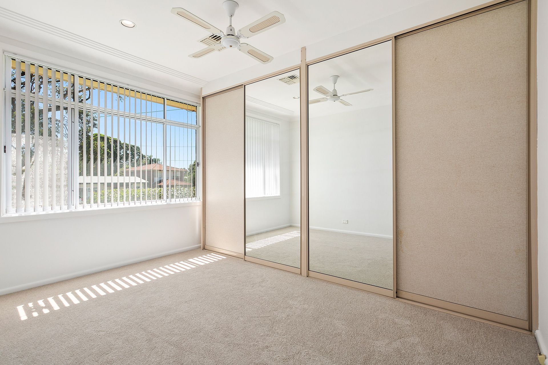 14 Amiens Avenue, Engadine, Engadine - Thumbnail 5