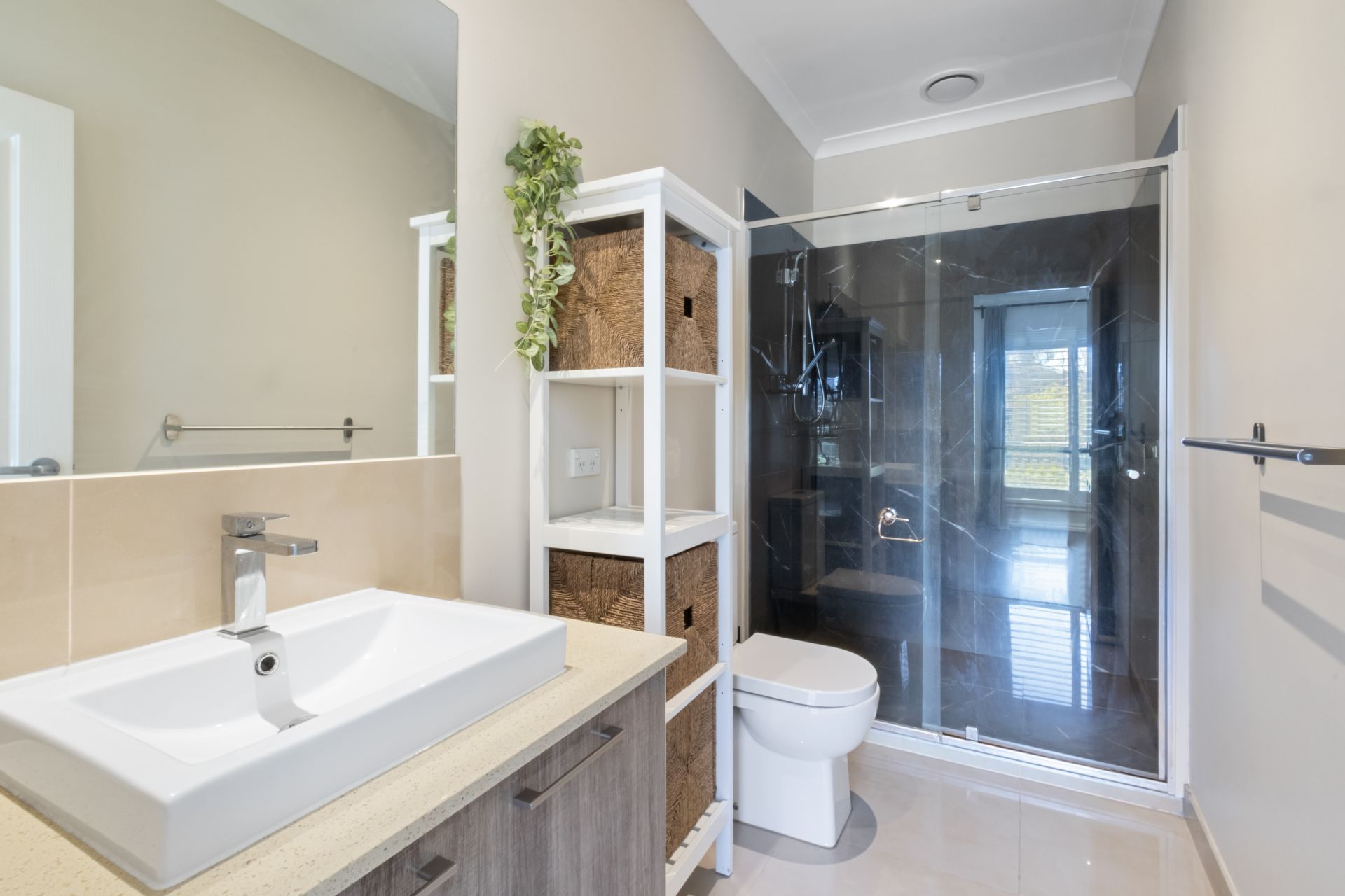 Stylish Two-Bedroom Townhouse in a Convenient Reservoir Location