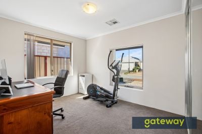 32 Ponderosa Road, Aubin Grove