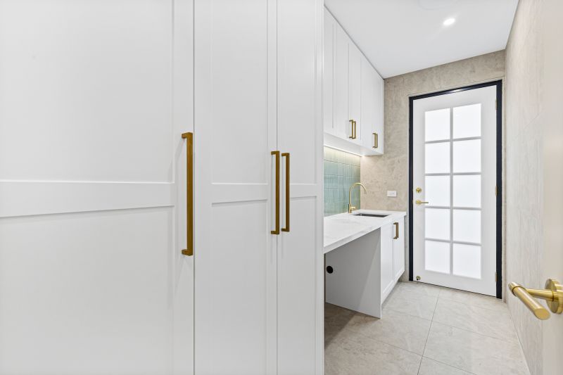 2/12 Allan Avenue, South Morang