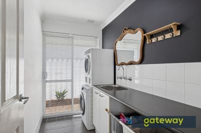 16 New England Vista, Aubin Grove