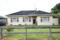 4 Dean Street, Bairnsdale VIC