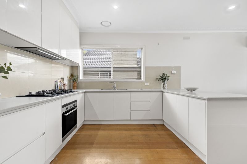 845 High Street, Epping