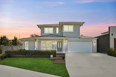 Throsby 15 Glider Crescent