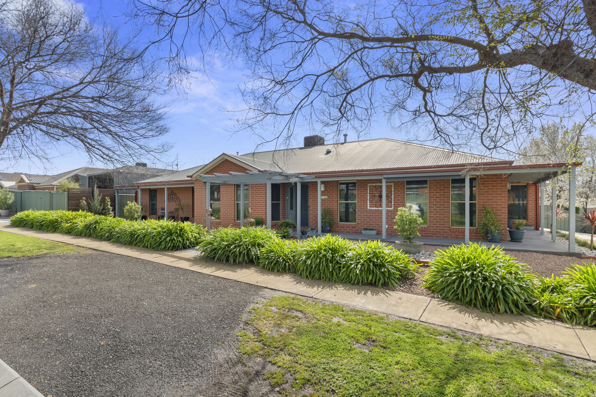 19 Brentwood Boulevard, Strathfieldsaye, Strathfieldsaye, Strathfieldsaye - Thumbnail 2