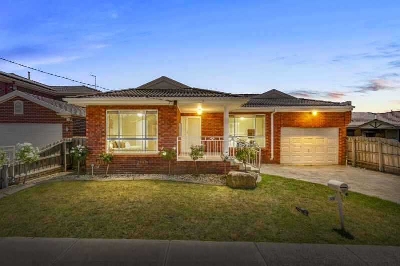 11 Dobroyd Court, Lalor