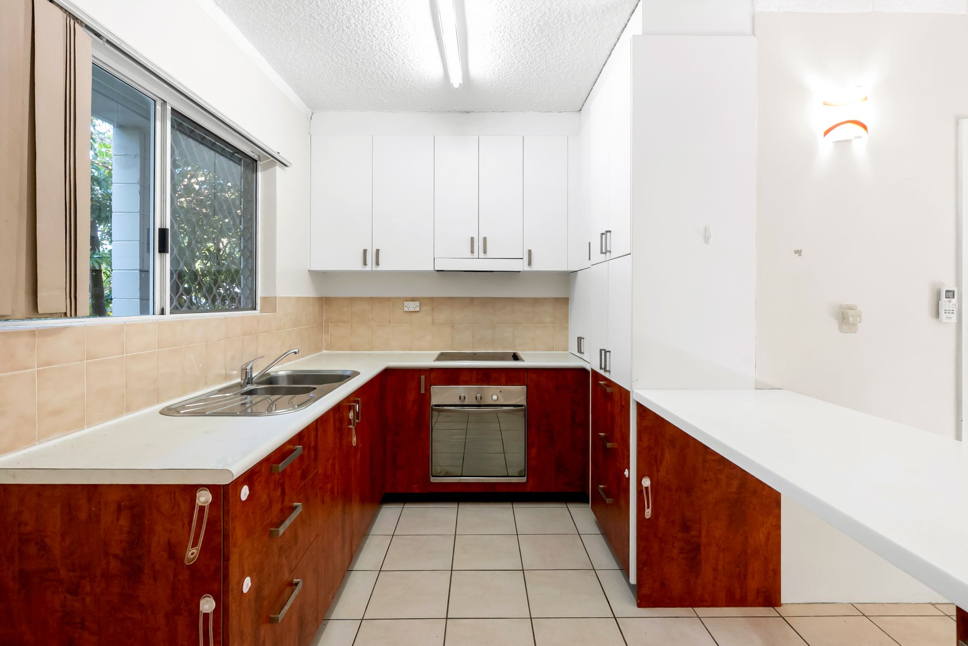 2/538 Varley Street, Yorkeys Knob QLD, Yorkeys Knob - Thumbnail 5