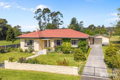 3
 
 
 
  
 
 
 1
 
 
 
  
 
 
 2
 
 
 
 
 
 
 
 43 Morrison Street, Railton TAS 7305, Railton - Thumbnail 3