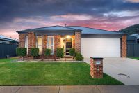 81 Cuthbert Street, Killara VIC