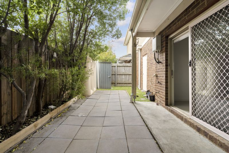 2/3 Poplar Street, Thomastown