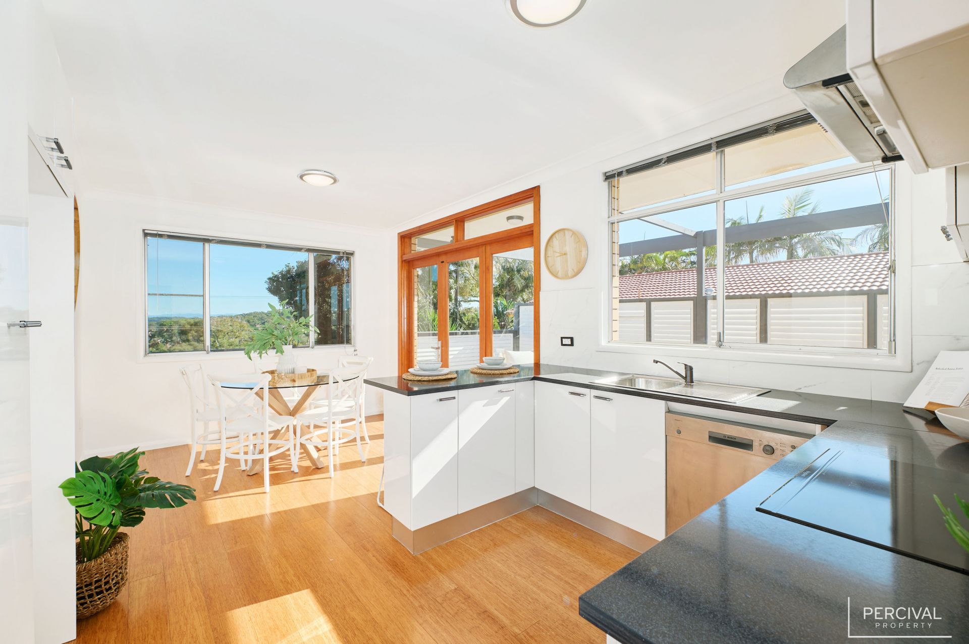 33 Grandview Parade Port Macquarie NSW, Port Macquarie - Thumbnail 4