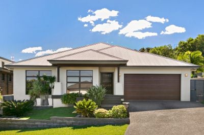 Shell Cove 24 Muirfield Avenue